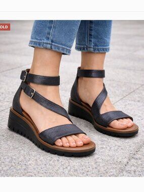 Wonders Leather Sandals Metallic Grey Ankle Strap